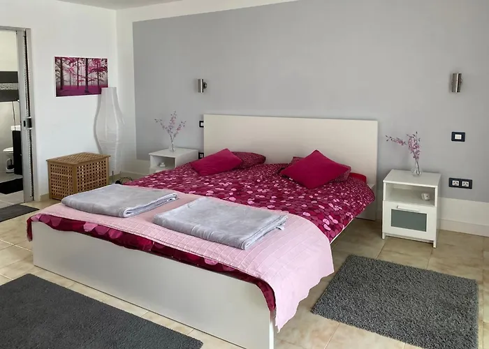 La Palmita Mit Meerblick By Interhome *