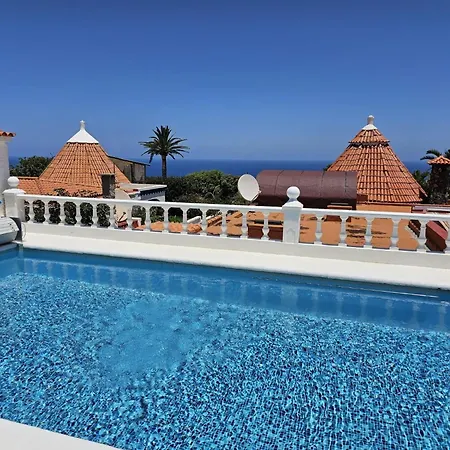 La Palmita Mit Meerblick By Interhome Nyaraló *